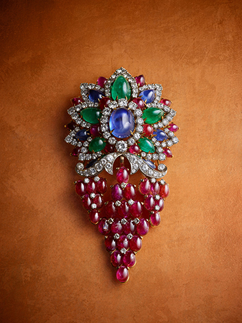 Brooch with rubies, sapphires, emeralds and diamonds, 1964. Private collection.