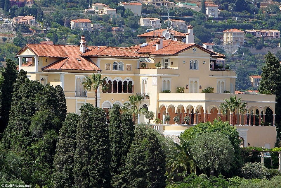 Villa Les Cedres in France