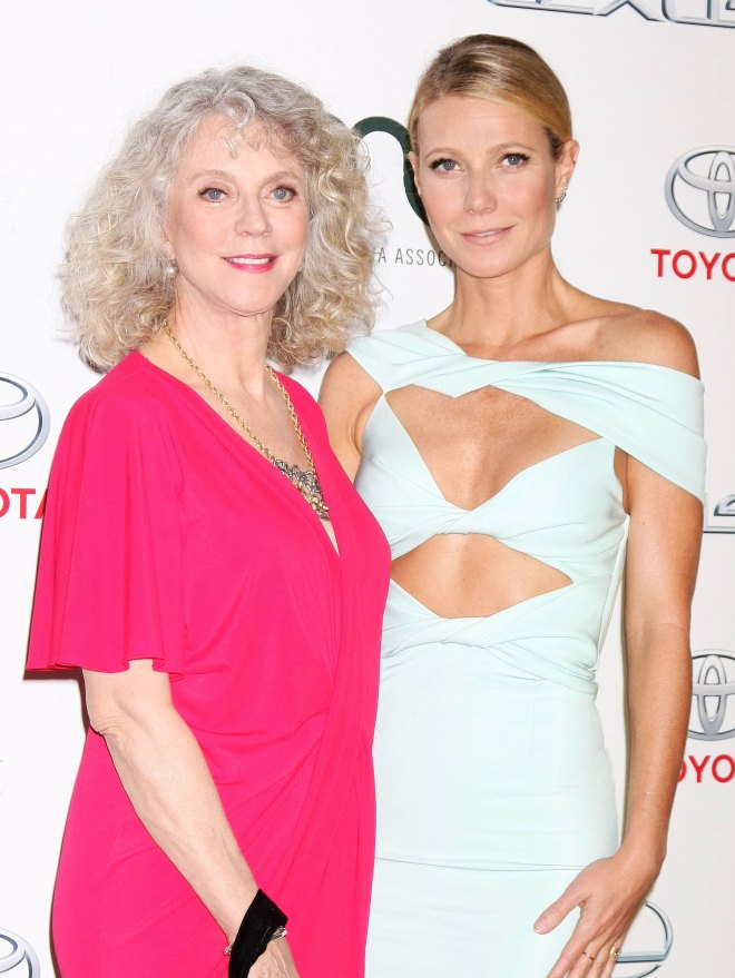 Gwyneth-Paltrow-Mom-Blythe-Danner-SHUTTERSTOCK